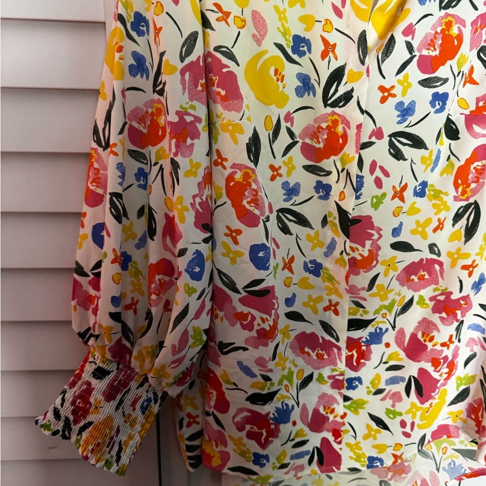 Multi Colored Stunning Blouse. - image 3